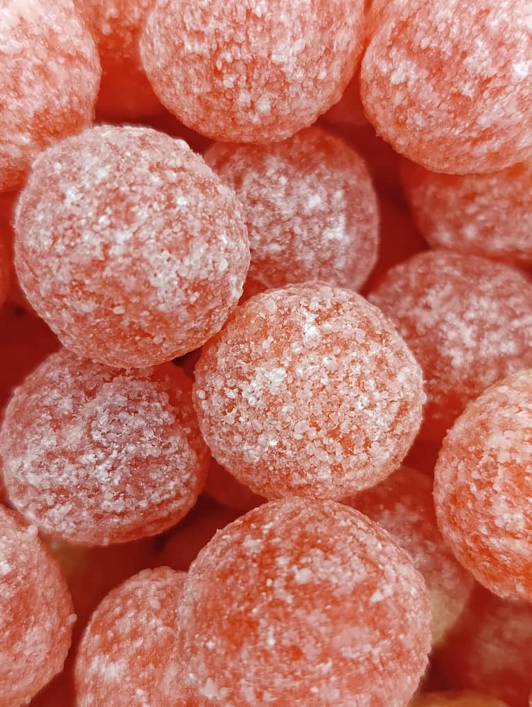 Mega sour candy cerise